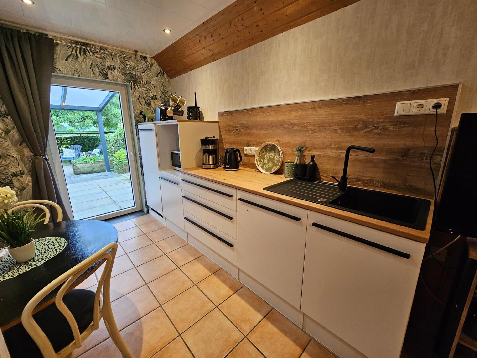 Kleines Ferienhaus Luettje Backhuus 35516 Uplengen Eksteriør billede